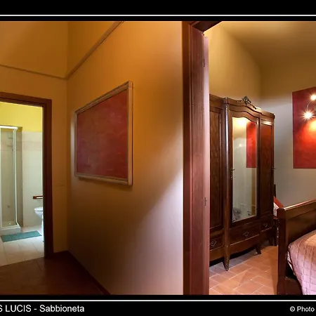 Domus Lucis Bed & Breakfast